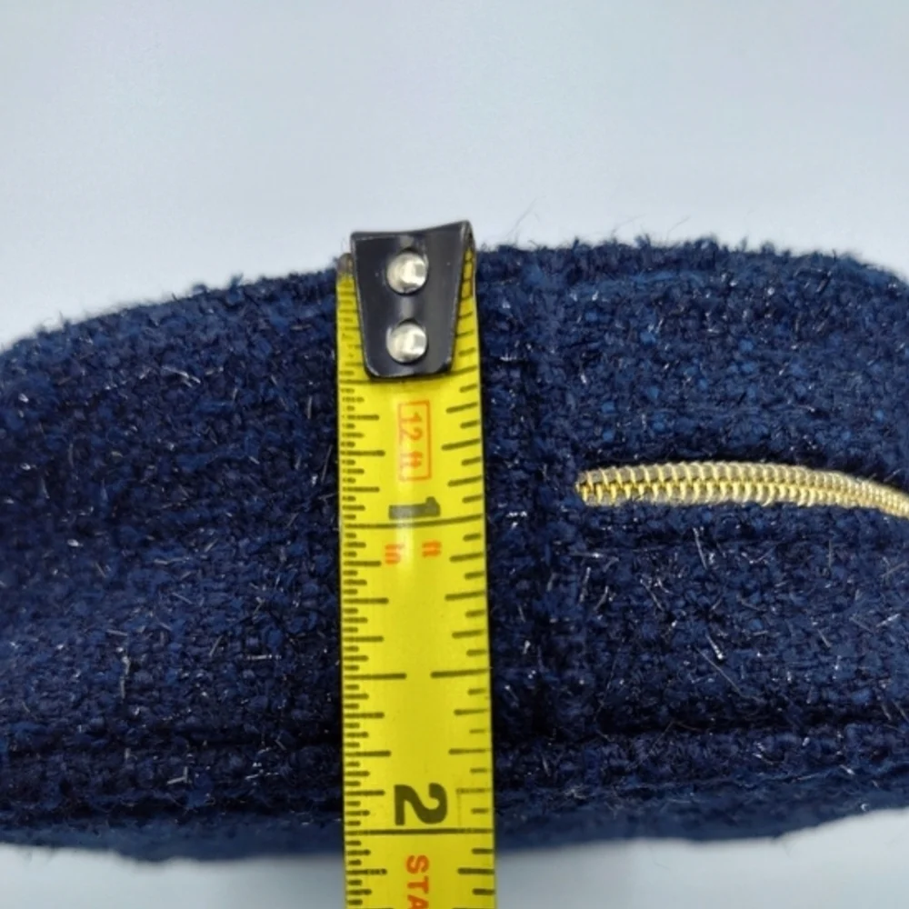 NIB Navy Textured Zip Pouch with Gold Charm | Chanel Beauté